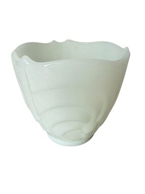 E.O. BRODY CO Vintage White Milk Glass Tulip Swirl Spiral Textured Vase 50’s MCM